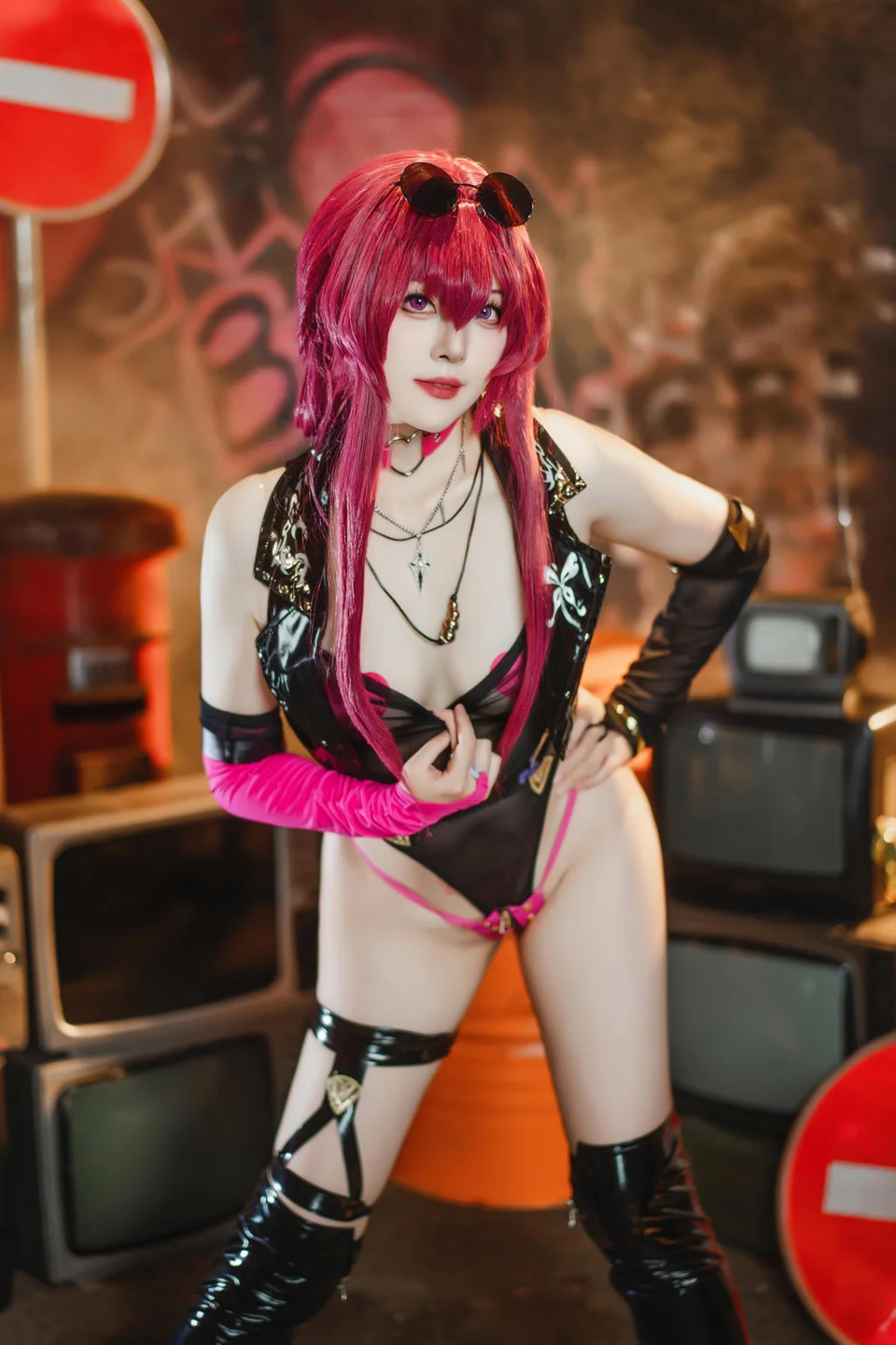 Natsuko_夏夏子_No_081_崩坏·星穹铁道_卡芙卡_朋克同人_60P_895MB tg@simisebaisi 【丝足阁】024.webp